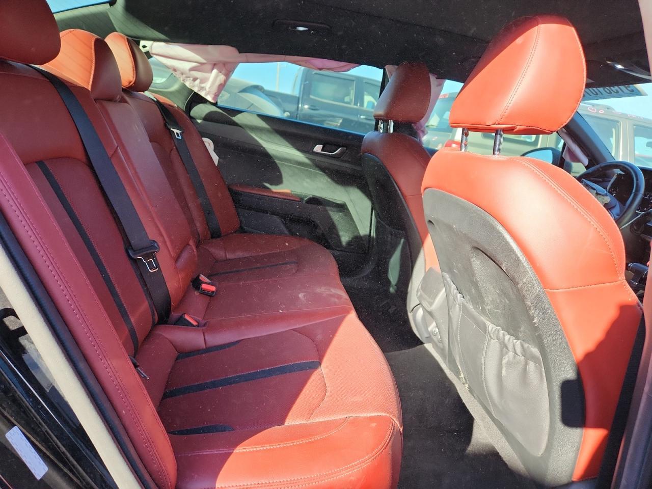 2022 KIA K5
