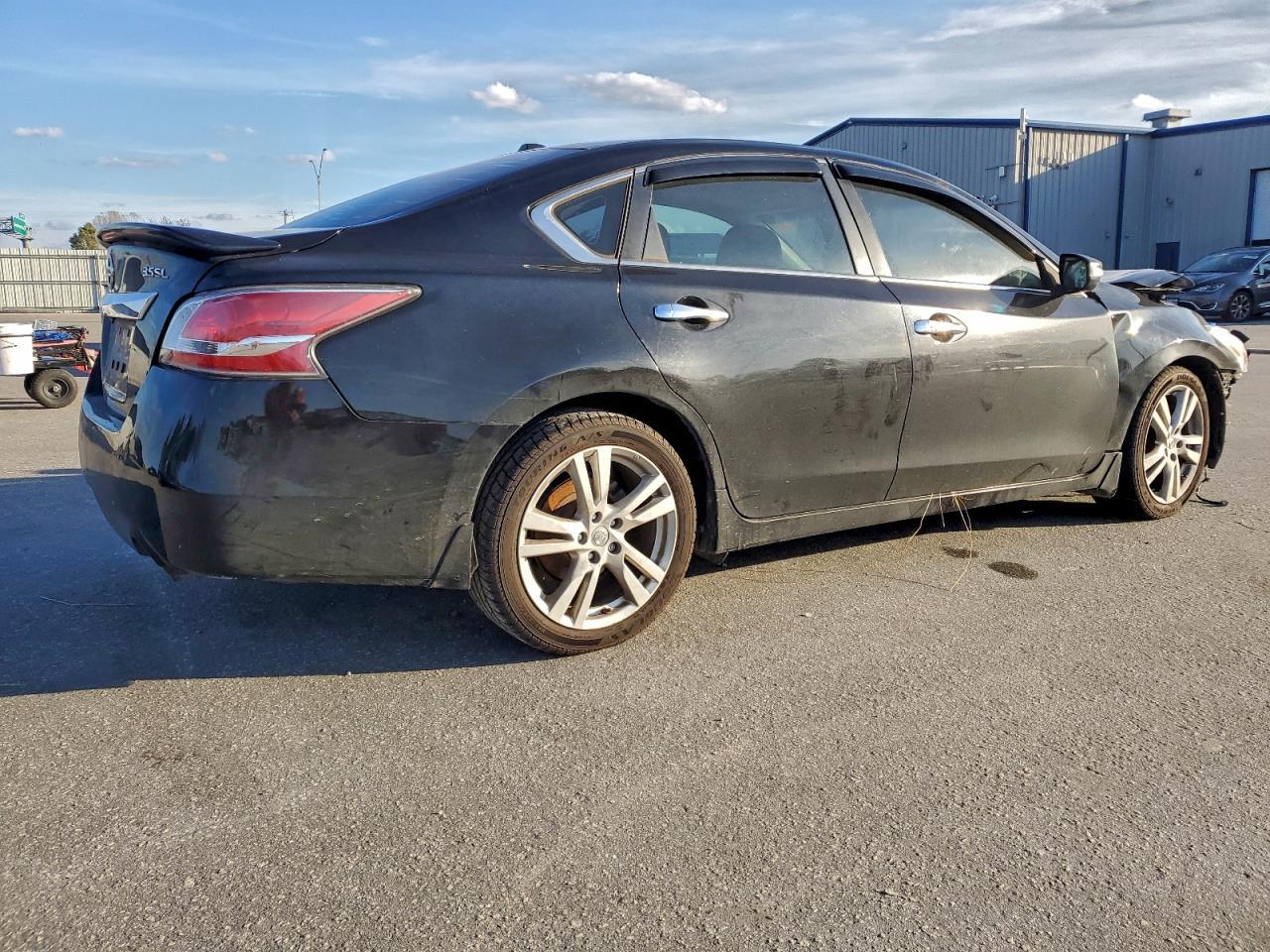 2015 NISSAN ALTIMA