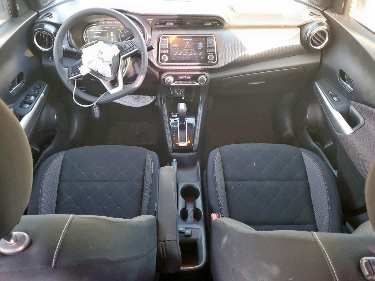 2018 NISSAN KICKS