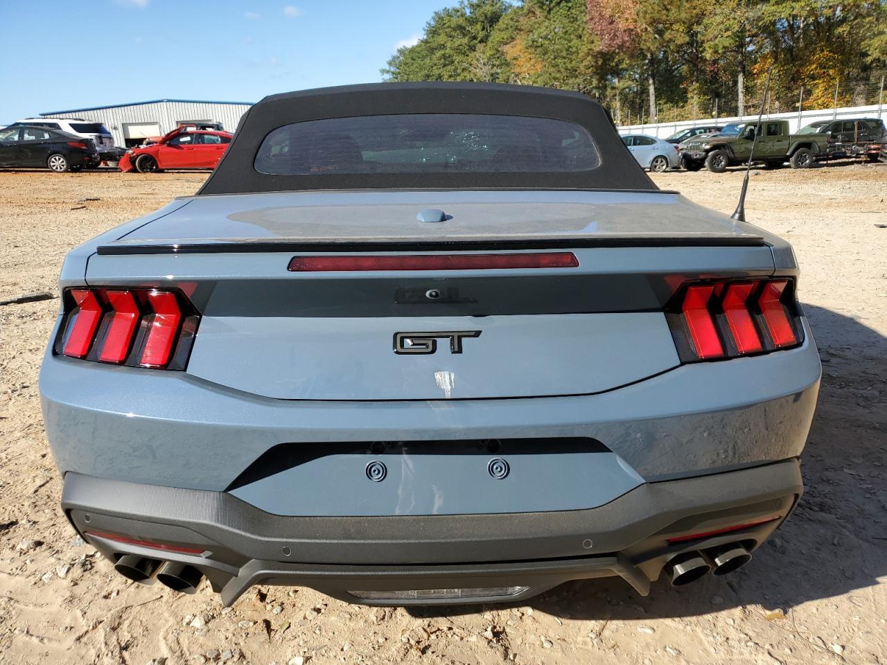 2025 FORD MUSTANG