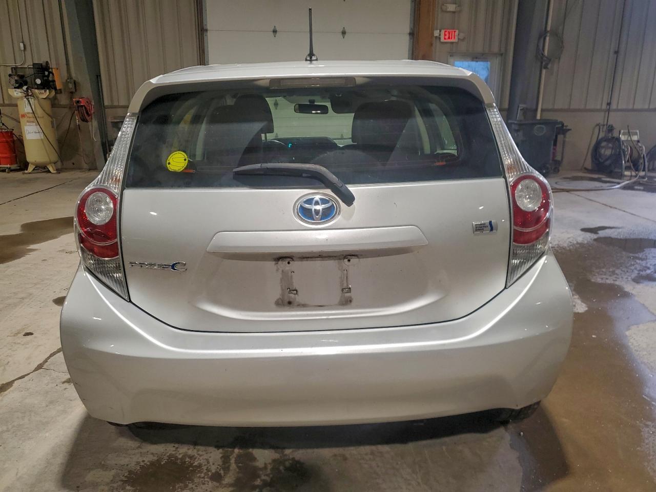 2012 TOYOTA Prius c
