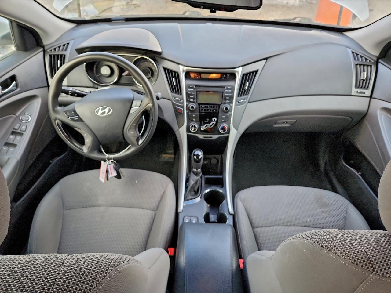 2013 HYUNDAI SONATA