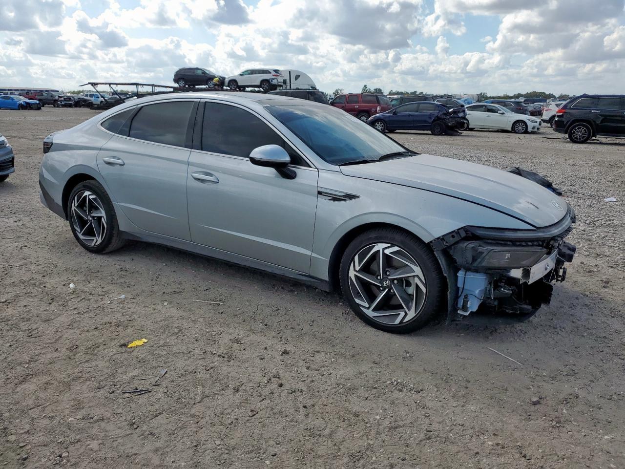 2025 HYUNDAI SONATA