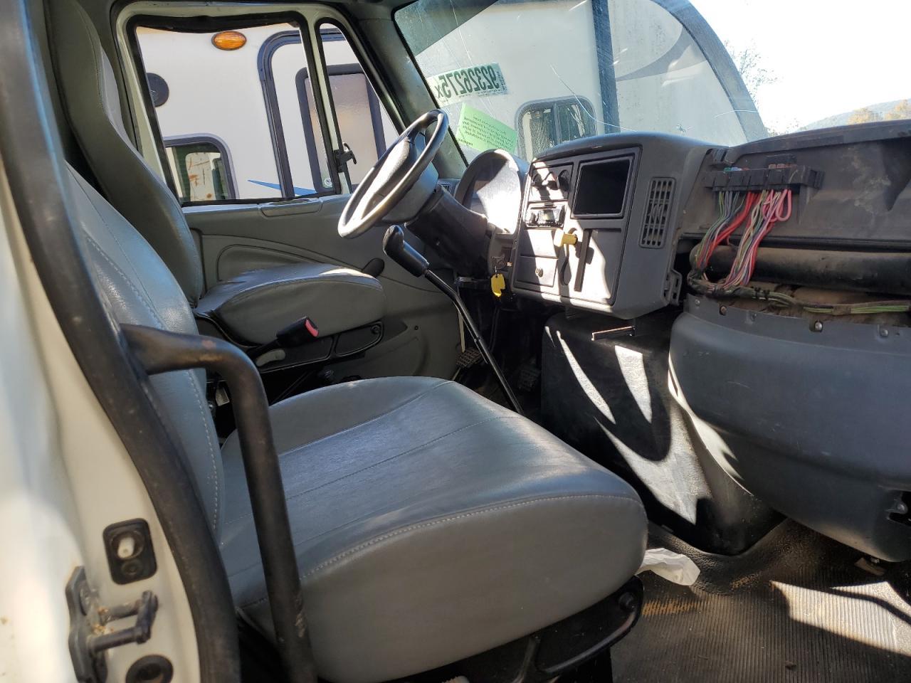 2006 INTERNATIONAL 4200