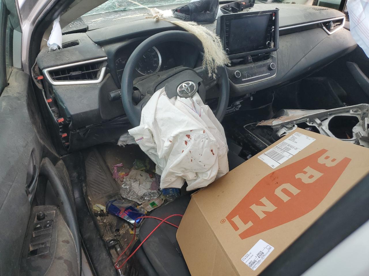 2022 TOYOTA COROLLA