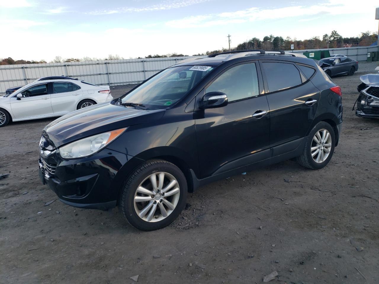 2011 HYUNDAI TUCSON