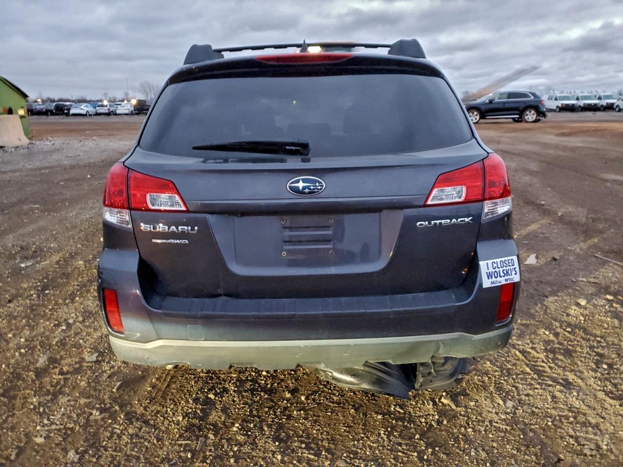 2011 SUBARU Outback
