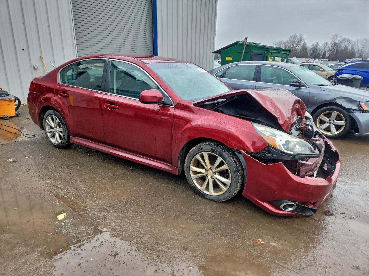 2013 SUBARU Legacy