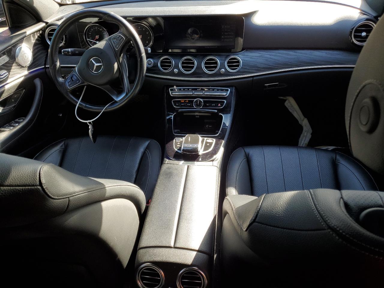 2017 MERCEDES-BENZ E-Class