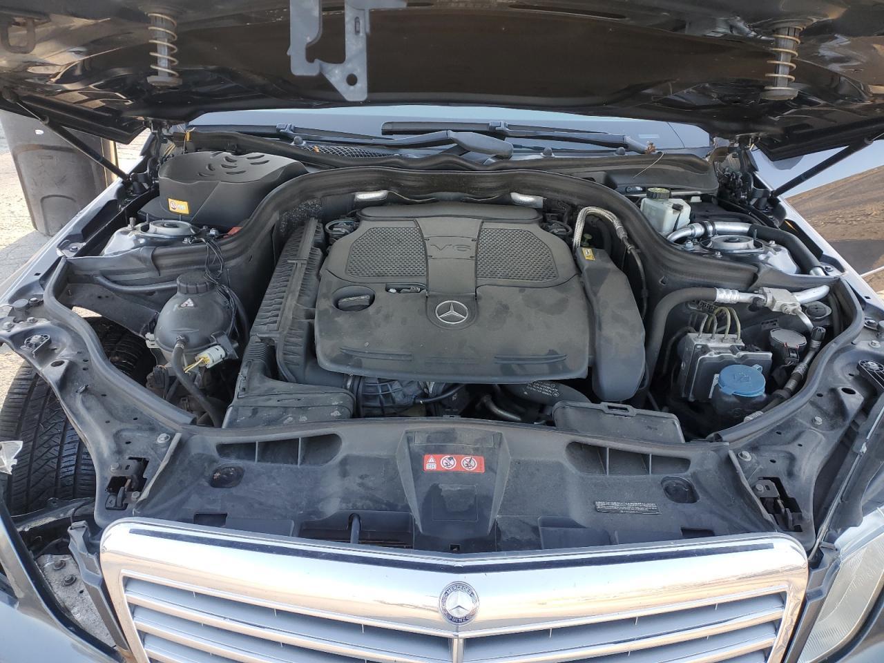 2013 MERCEDES-BENZ E-Class