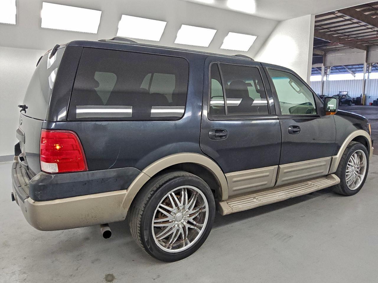 2004 FORD Expedition