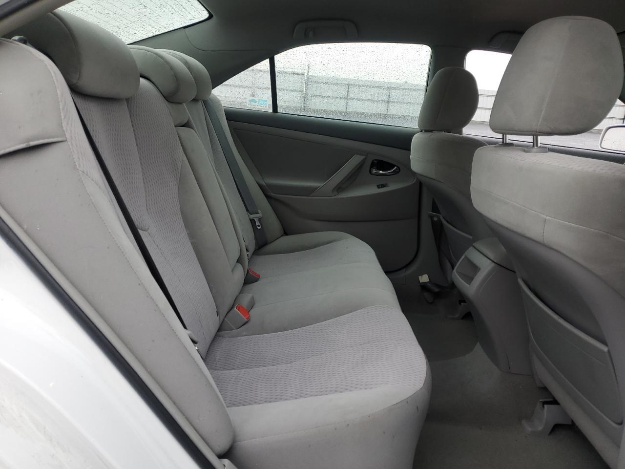2010 TOYOTA CAMRY