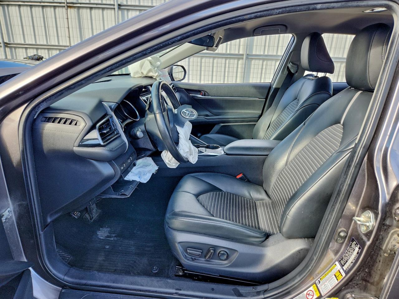 2019 TOYOTA CAMRY