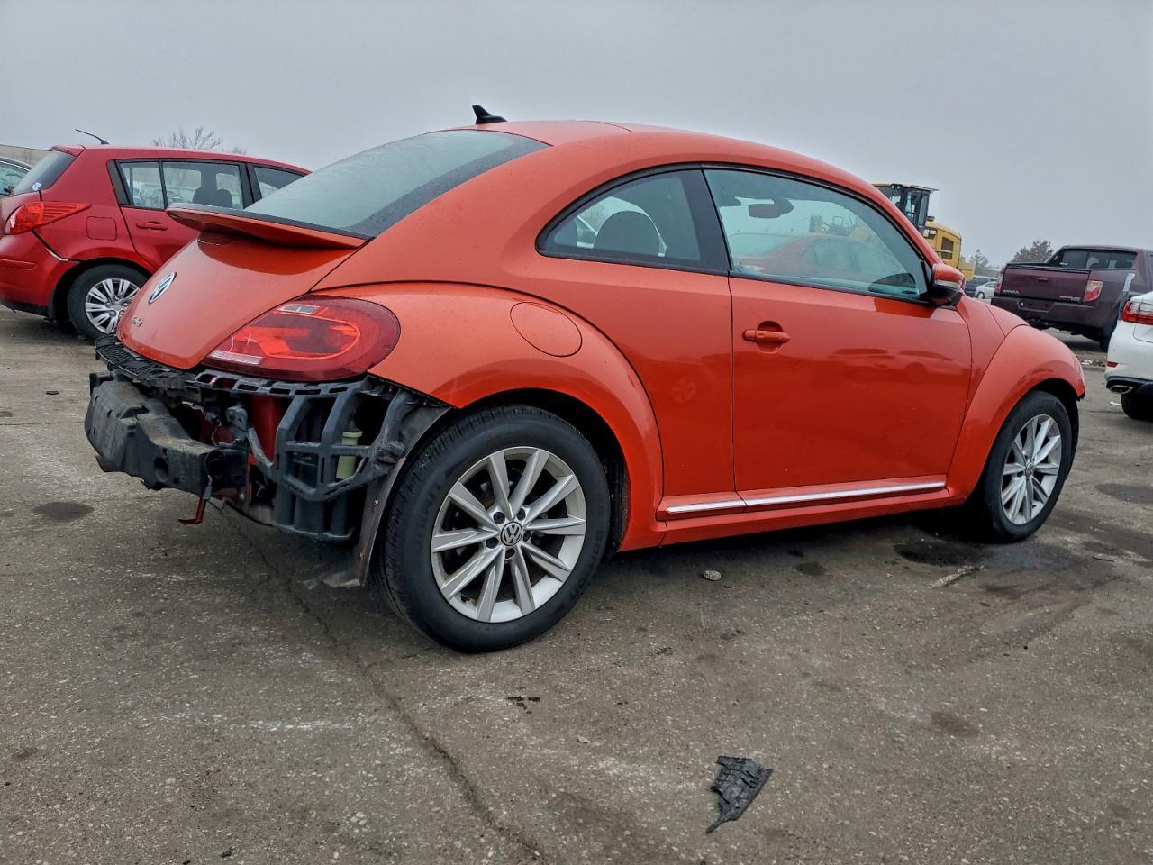 2018 VOLKSWAGEN Beetle