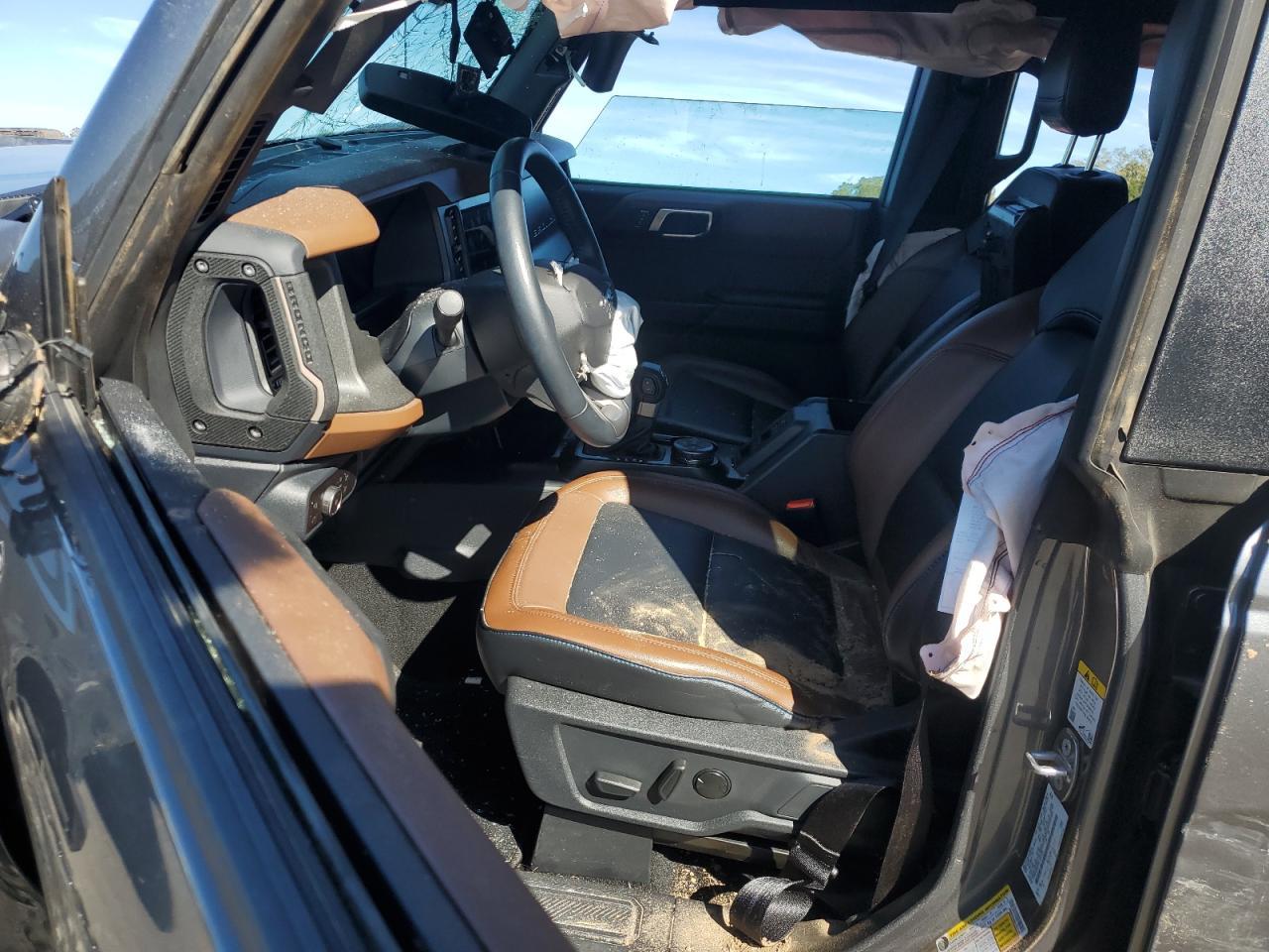 2024 FORD Bronco