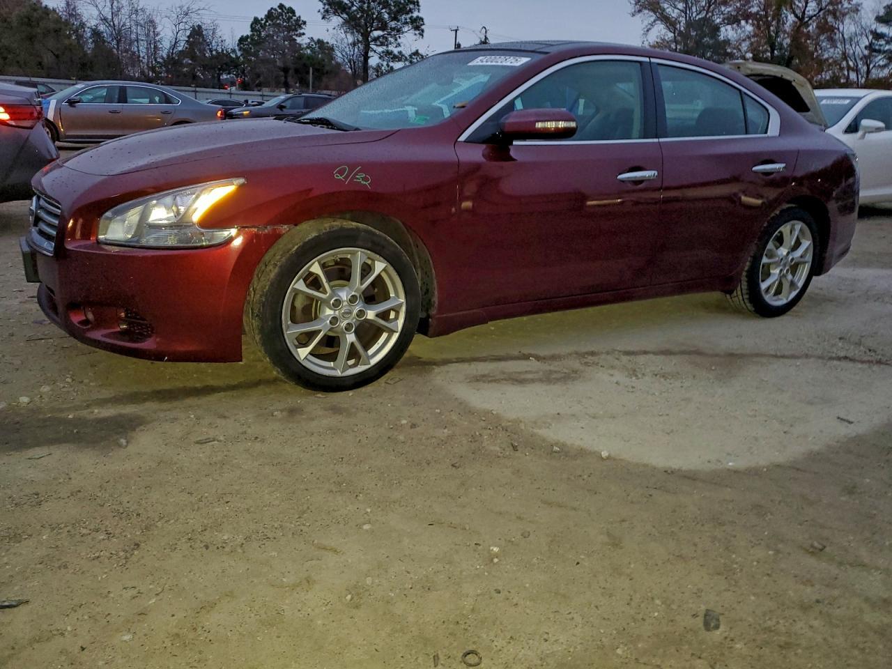 2013 NISSAN Maxima