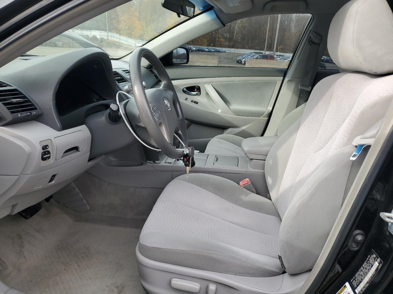 2010 TOYOTA CAMRY