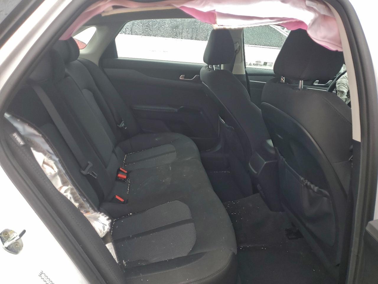 2023 KIA K5