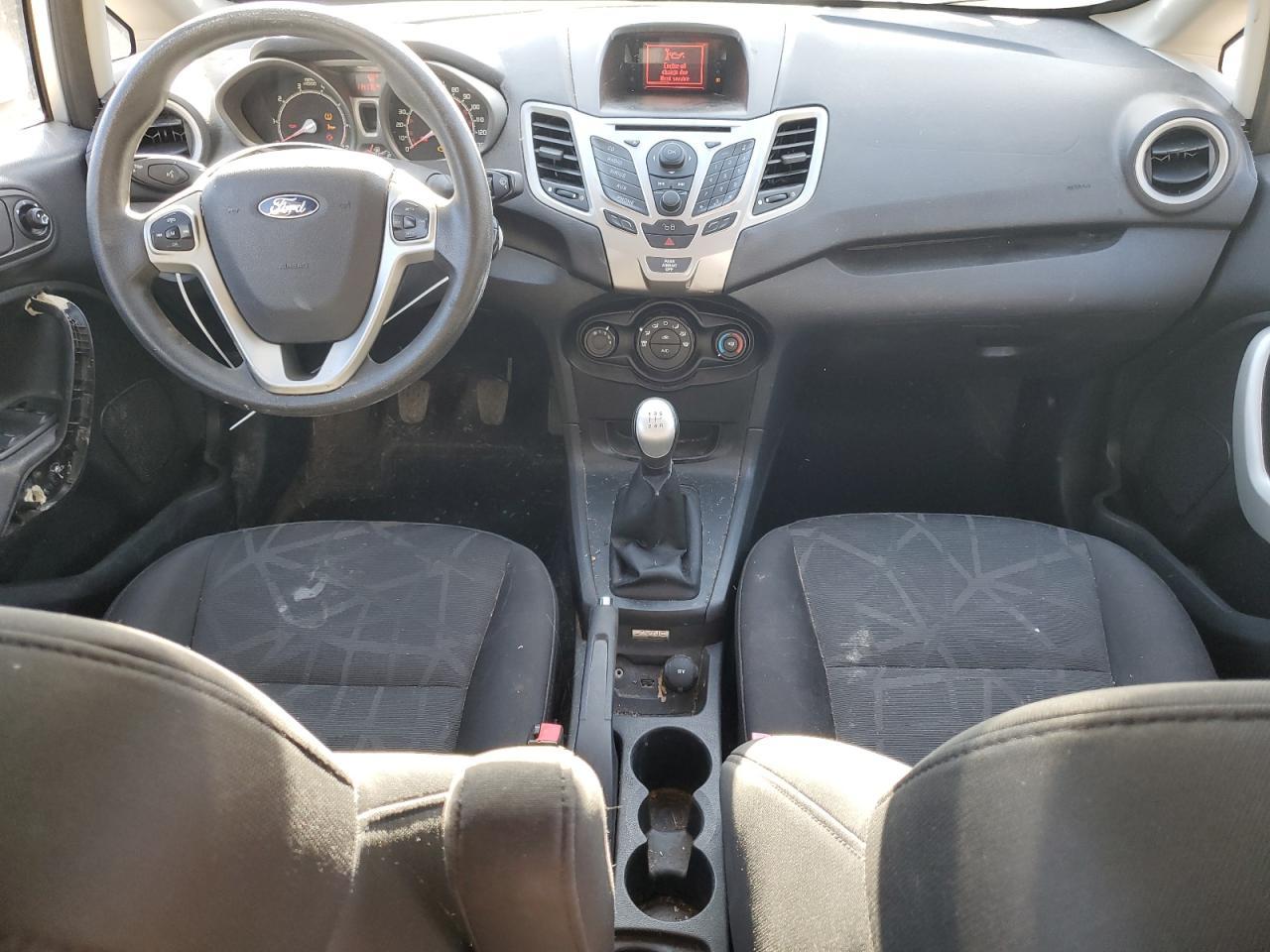 2012 FORD Fiesta