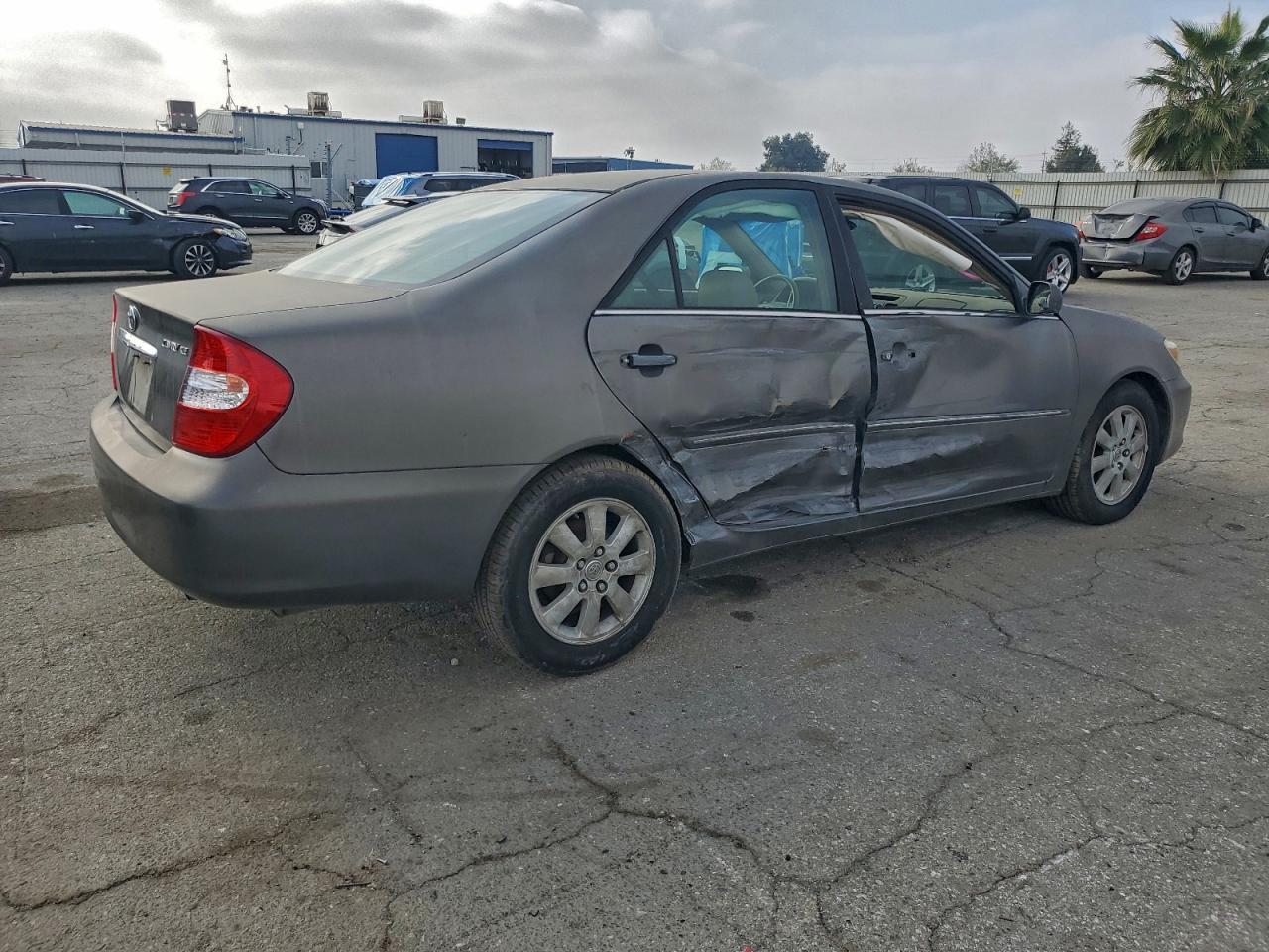 2004 TOYOTA CAMRY