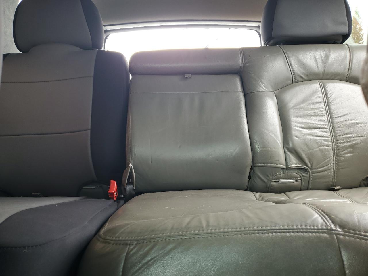 2002 CHEVROLET Tahoe