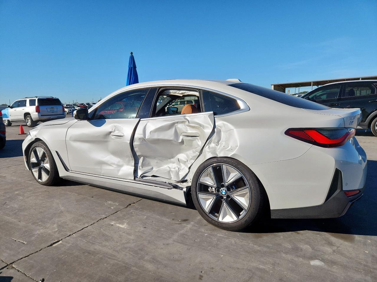 2025 BMW i4