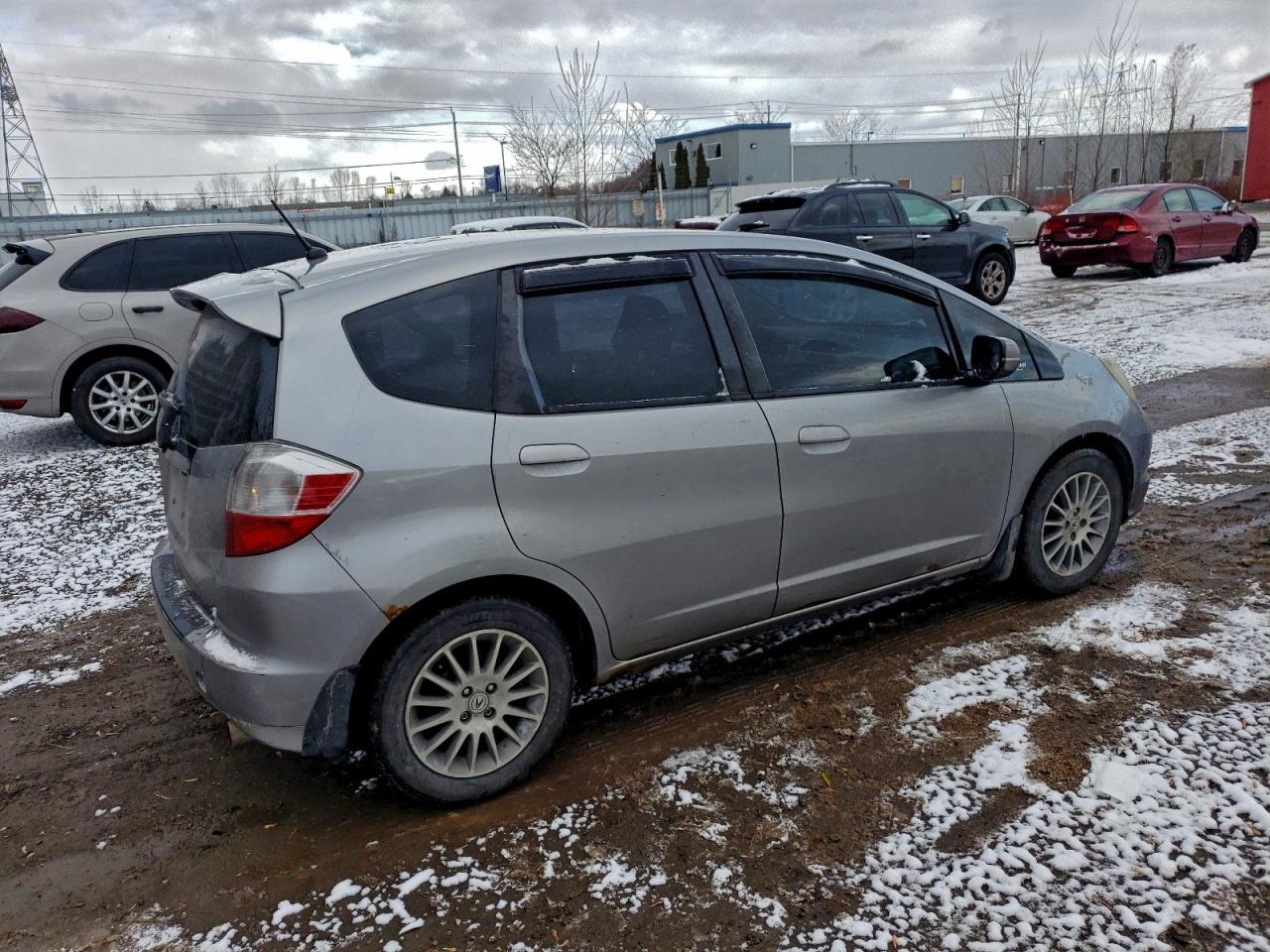2010 HONDA FIT