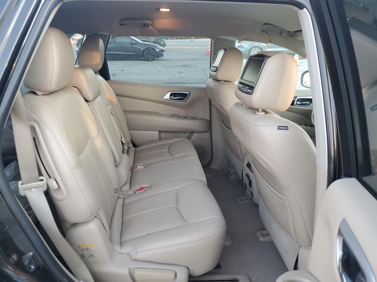 2015 NISSAN PATHFINDER