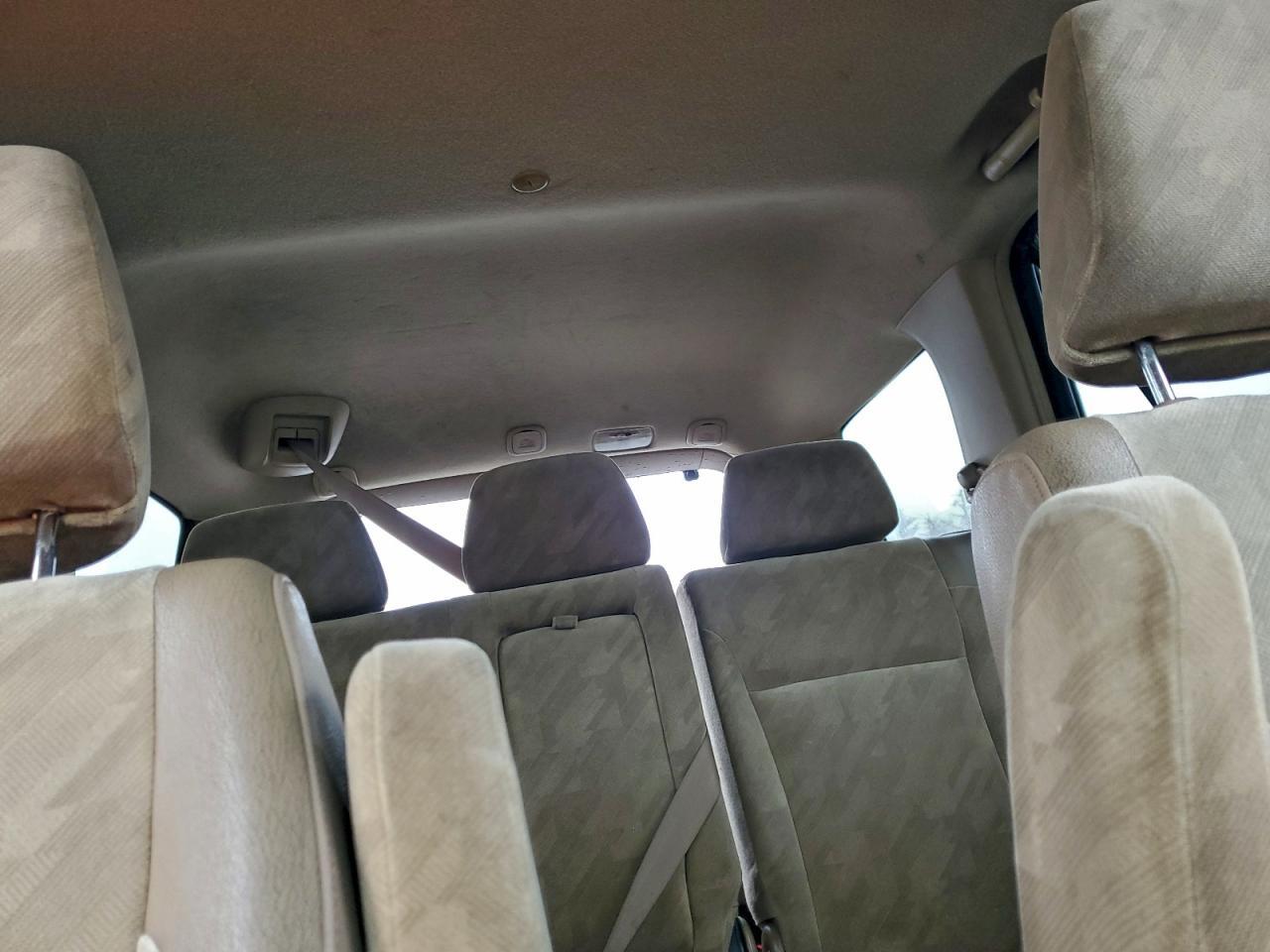 2004 HONDA CR-V