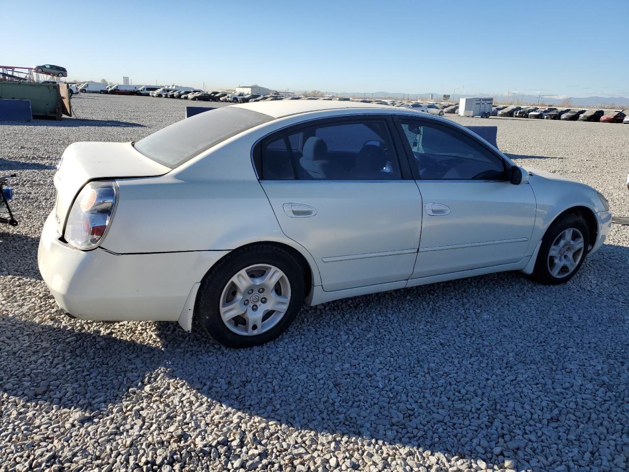 2004 NISSAN ALTIMA