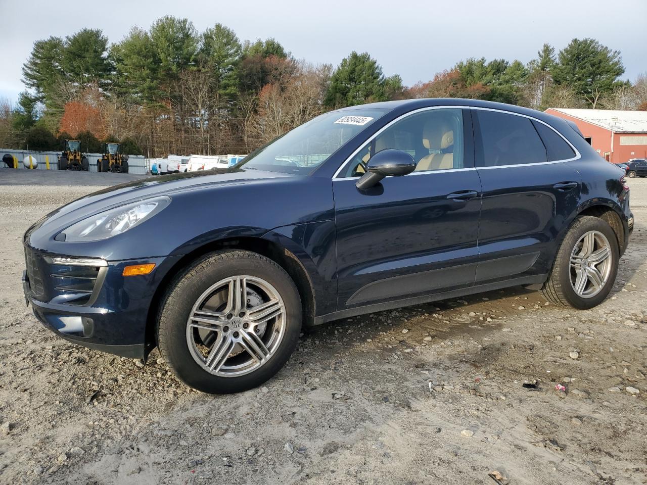 2017 PORSCHE Macan