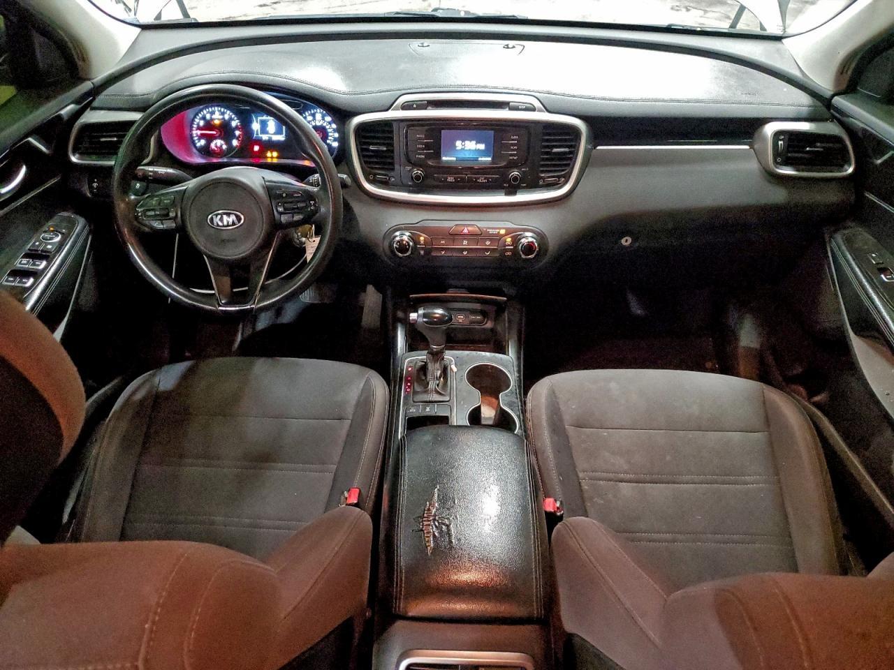 2016 KIA SORENTO