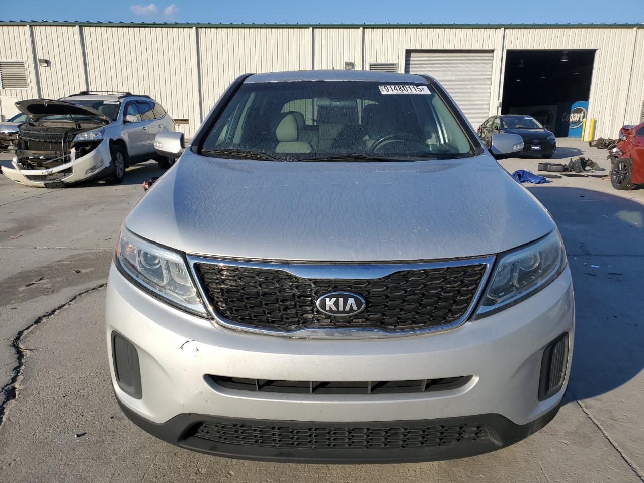 2015 KIA SORENTO