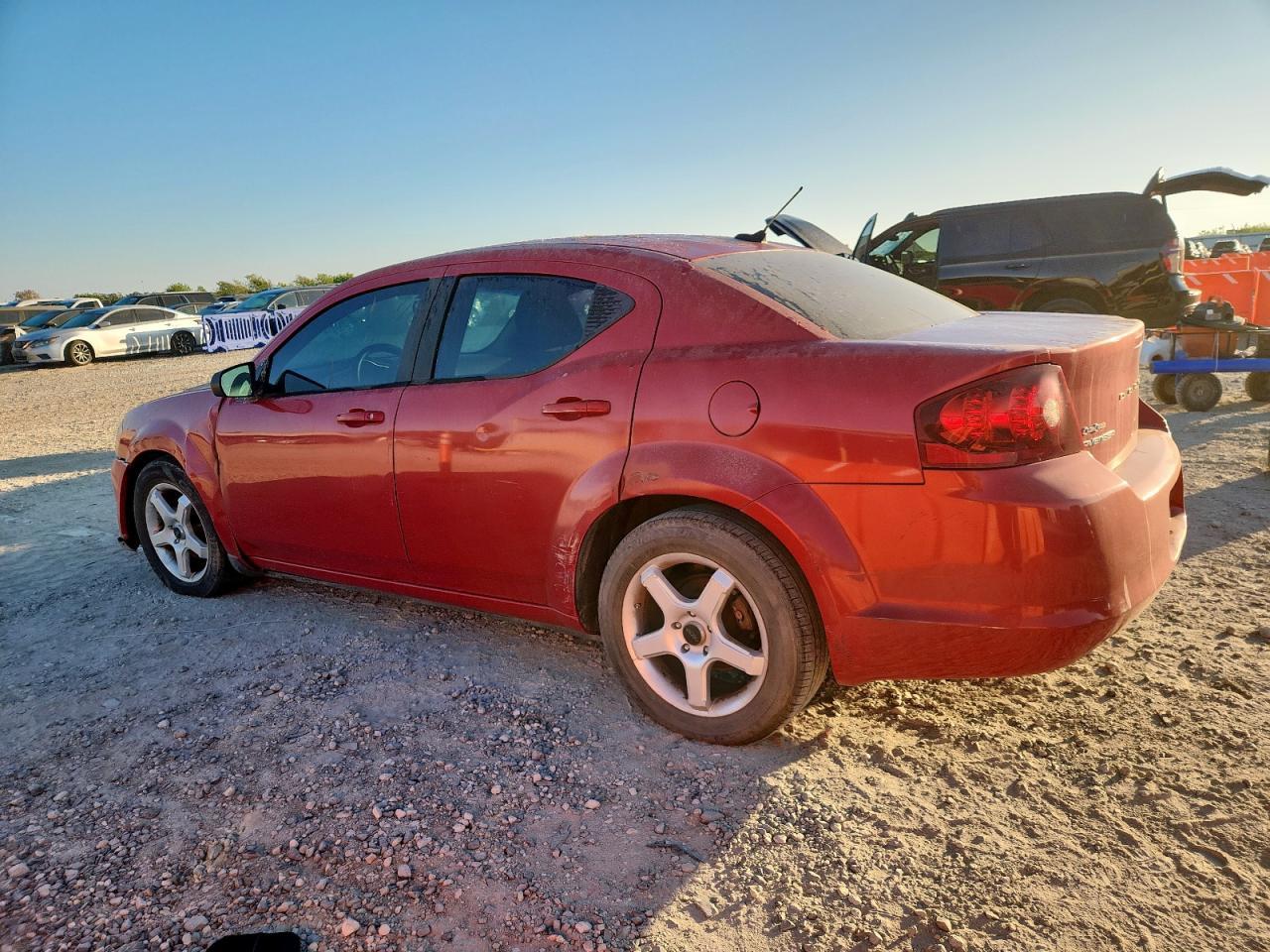 2014 DODGE Avenger
