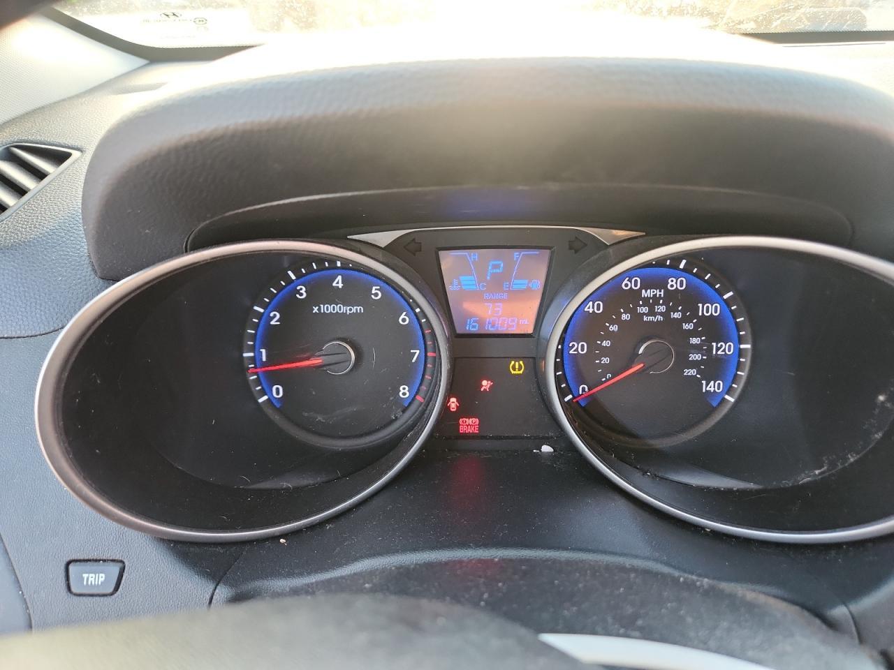2011 HYUNDAI TUCSON