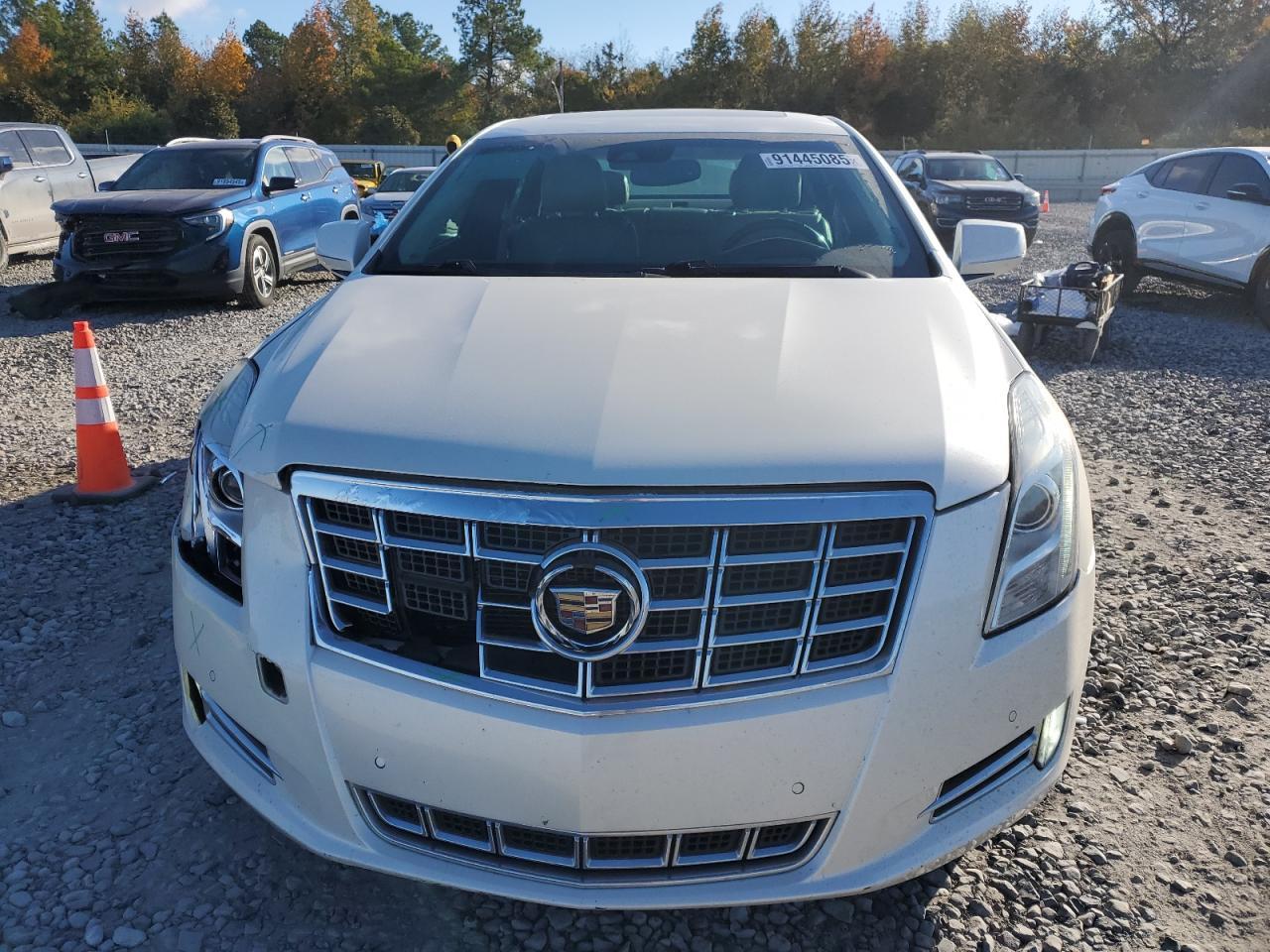 2013 CADILLAC XTS