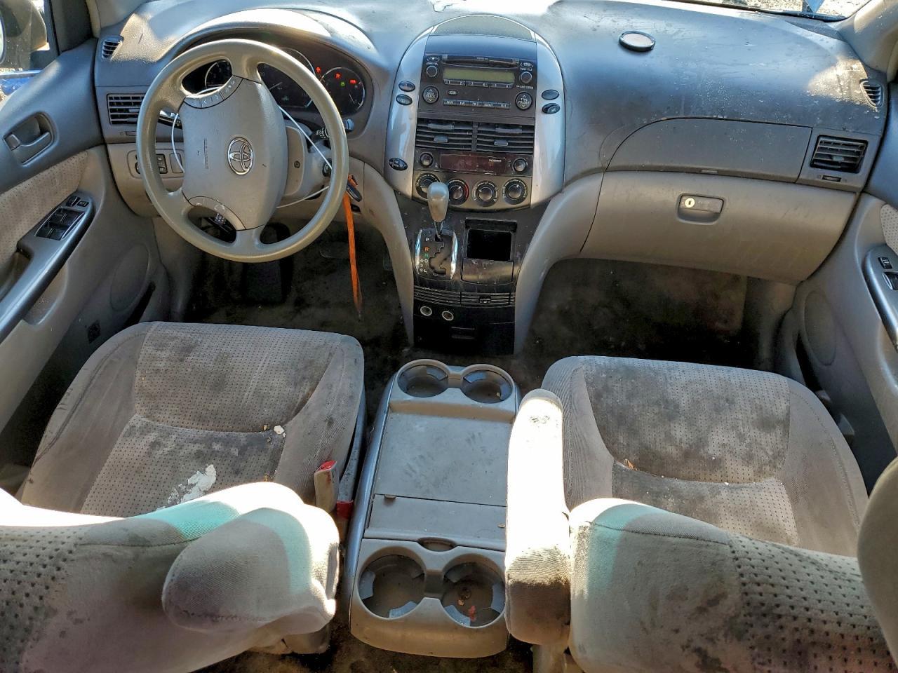 2007 TOYOTA SIENNA