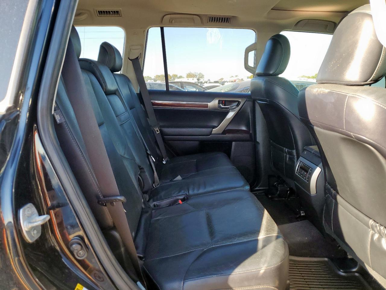 2016 LEXUS GX 460