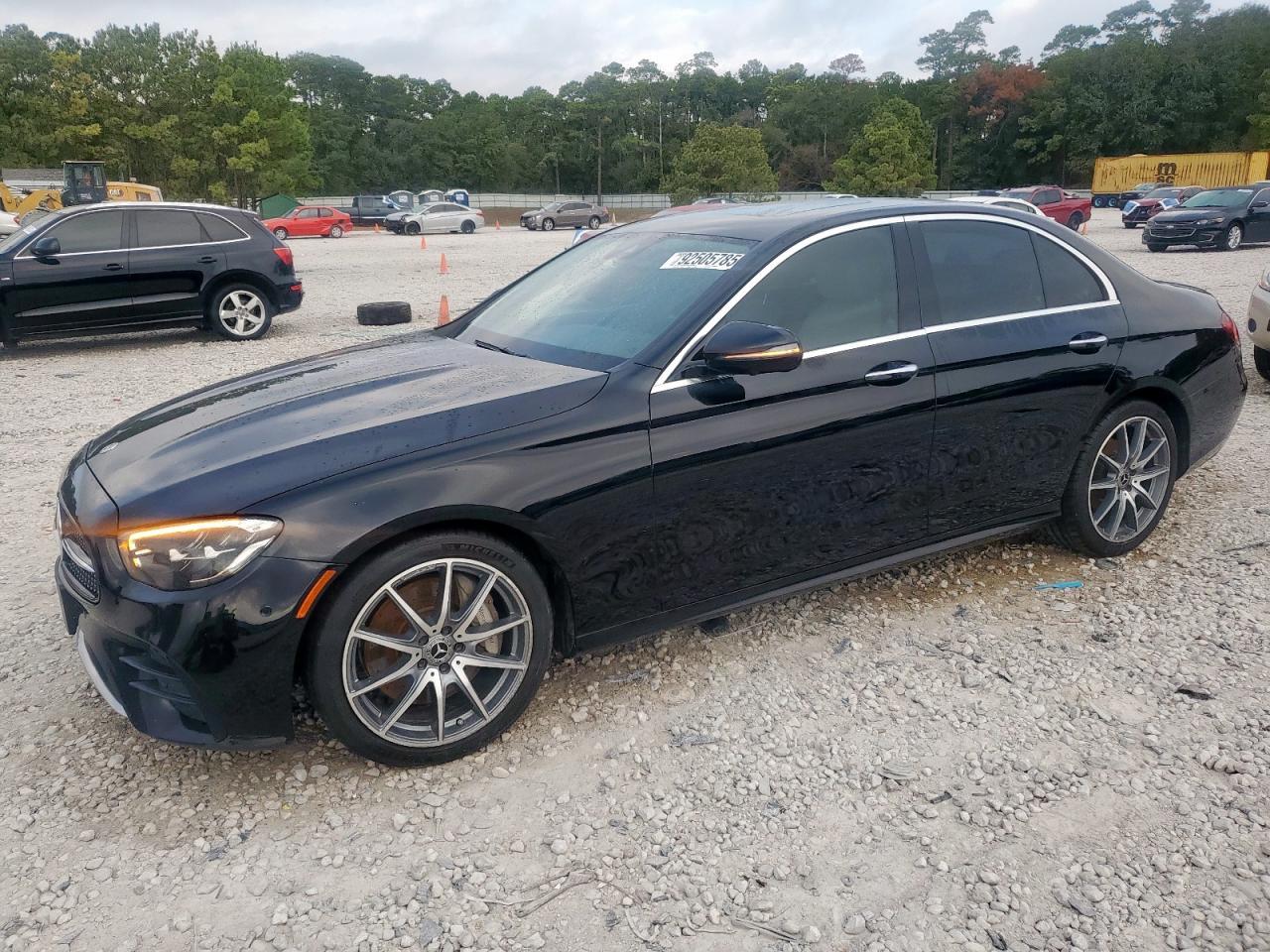 2021 MERCEDES-BENZ E-Class