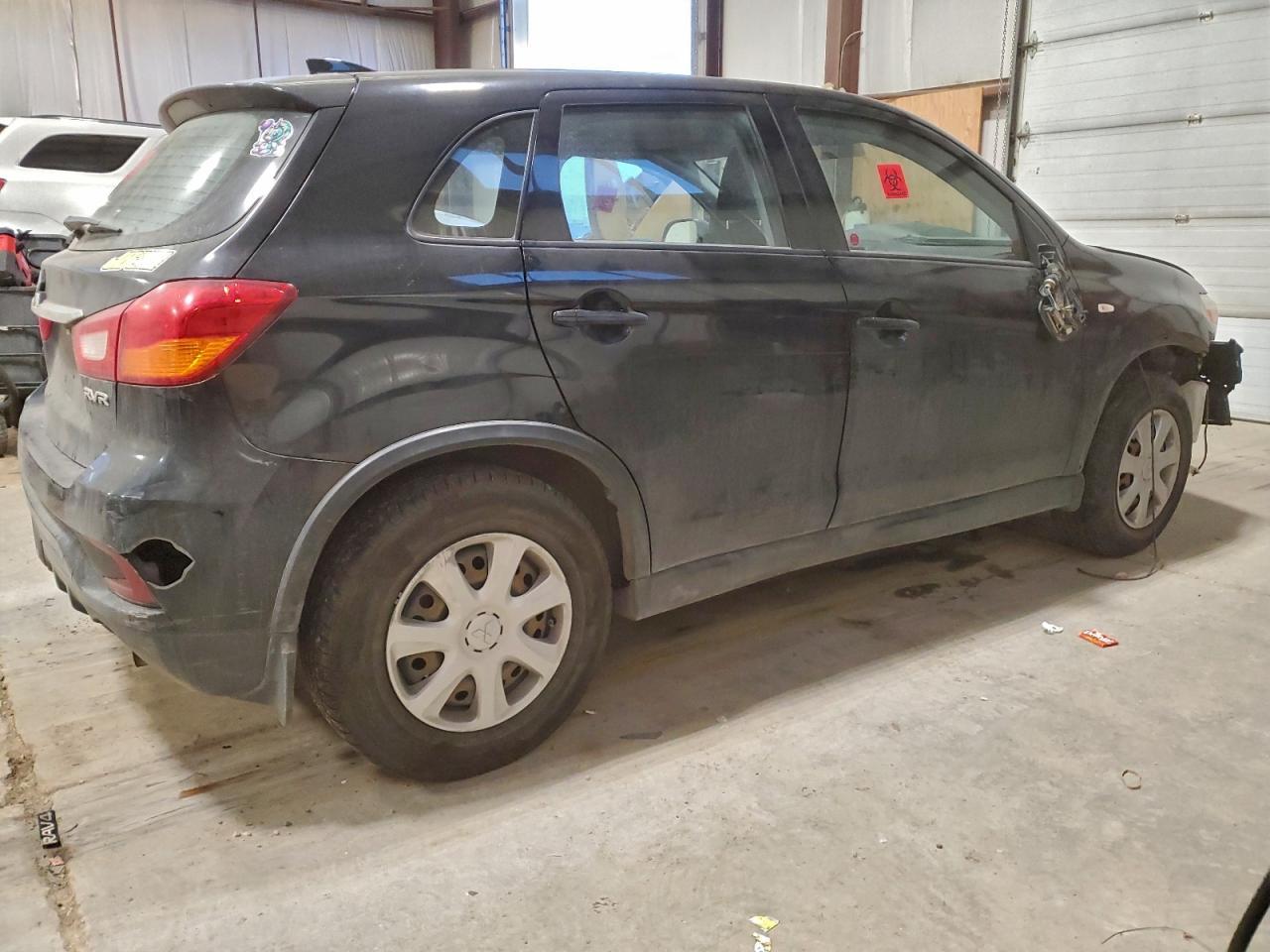 2019 MITSUBISHI RVR