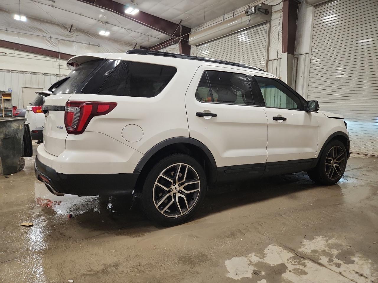 2017 FORD Explorer Sport Trac