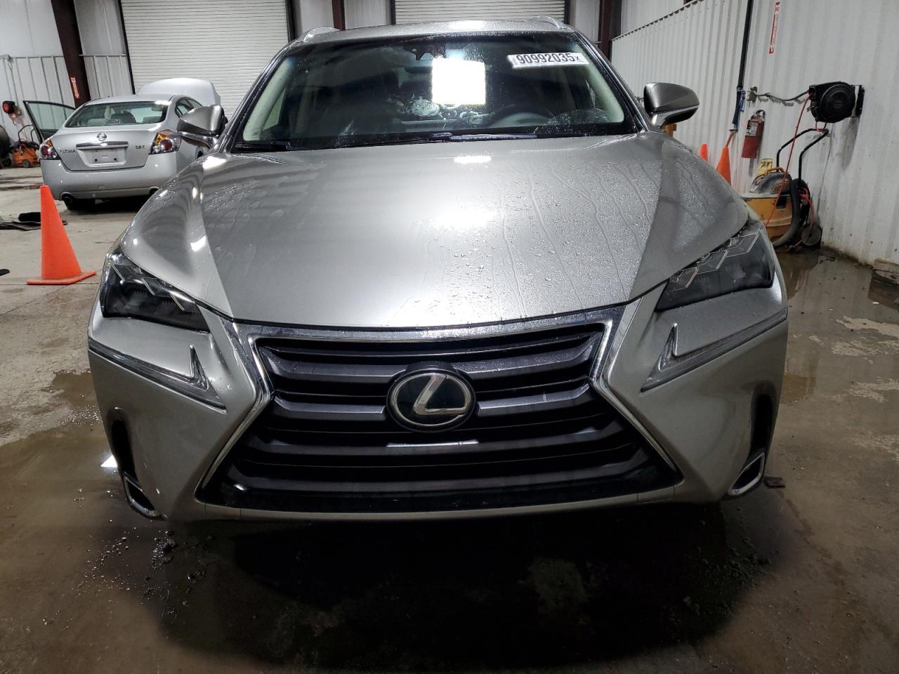 2015 LEXUS NX 200T