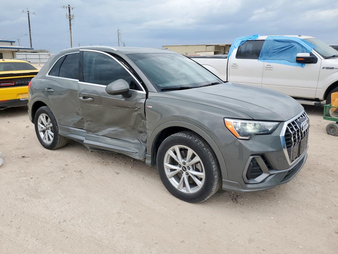 2021 AUDI Q3