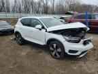 2019 VOLVO XC40
