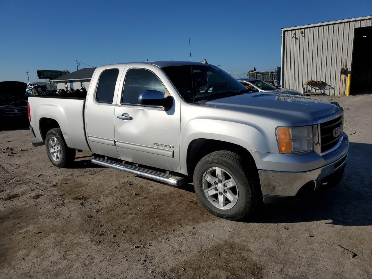 2010 GMC Sierra