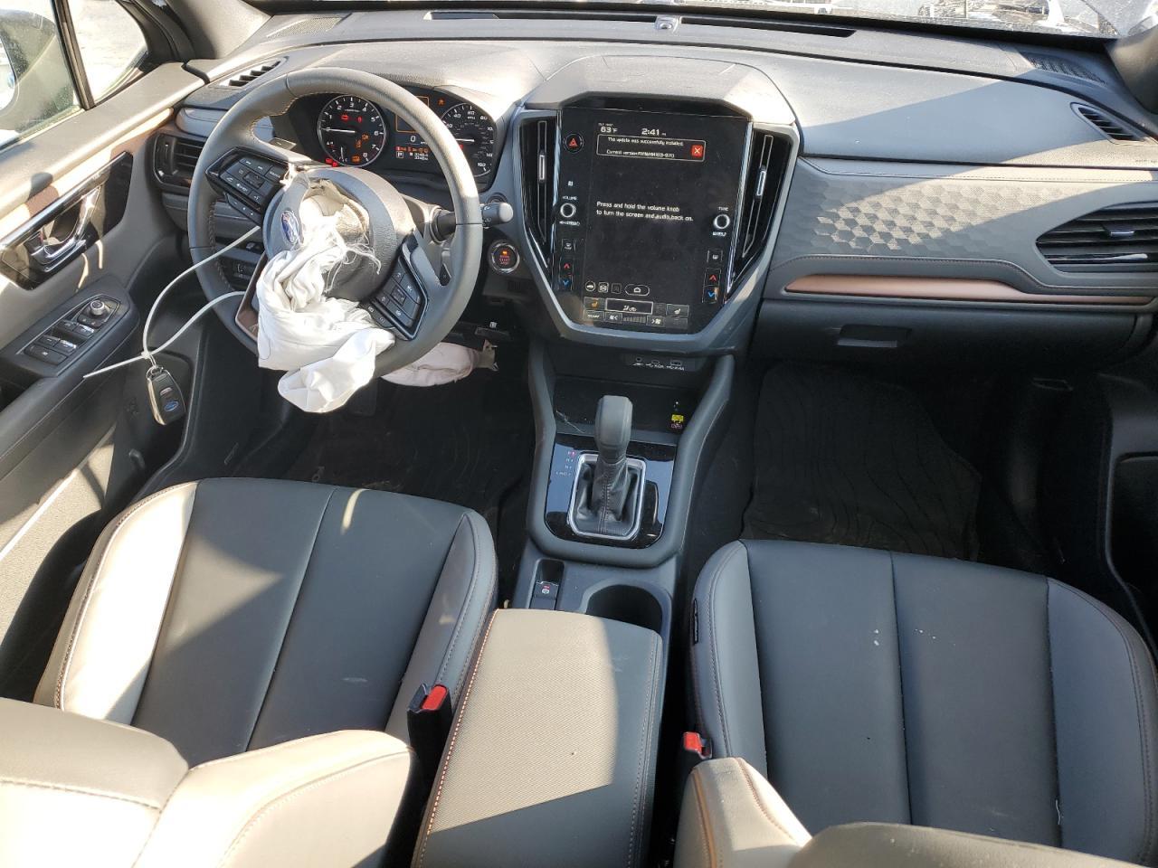 2025 SUBARU FORESTER