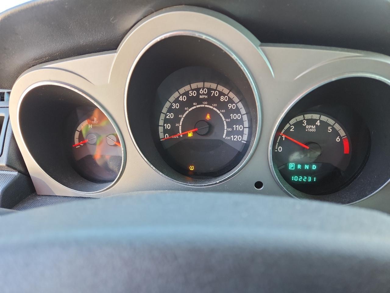 2010 DODGE Avenger