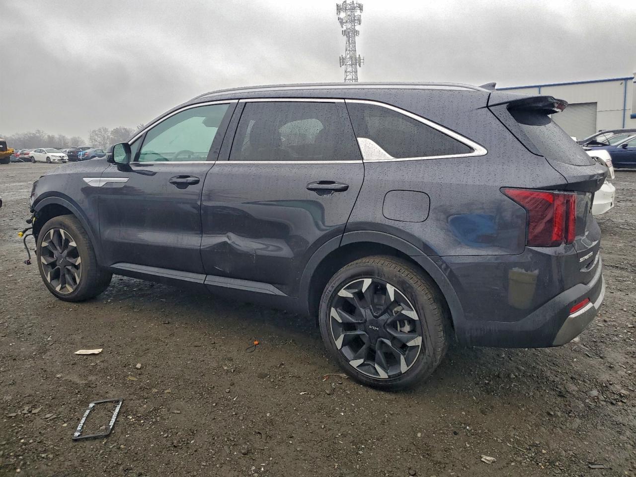 2025 KIA SORENTO