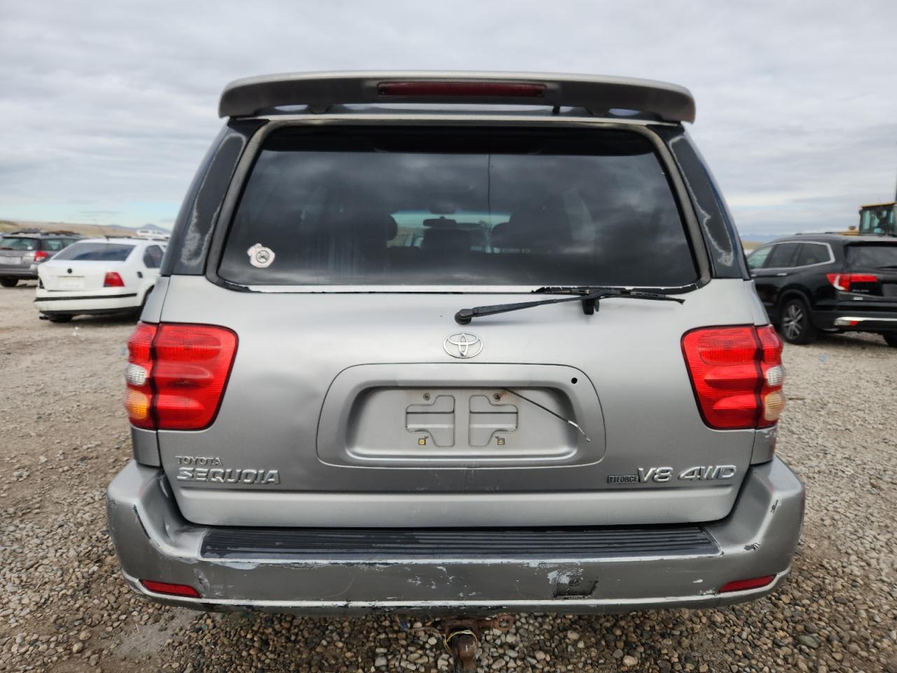 2002 TOYOTA Sequoia