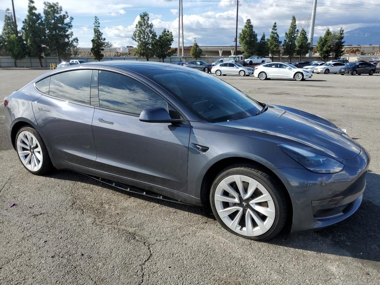 2021 TESLA MODEL 3